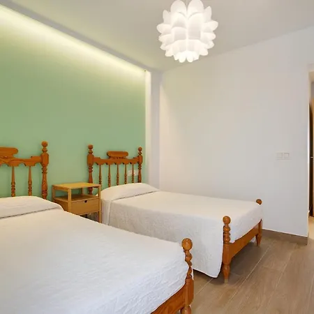 Apartment Falco 1 *